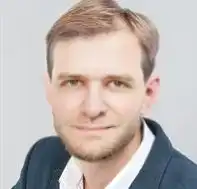 Максимов Роман